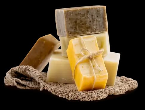 Productos cosméticos elaborados con productos de la colmena